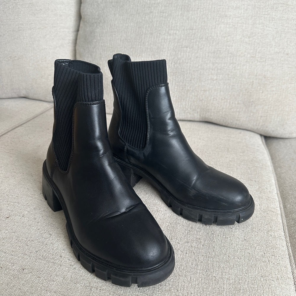 Steve Madden Black Hutch Boots